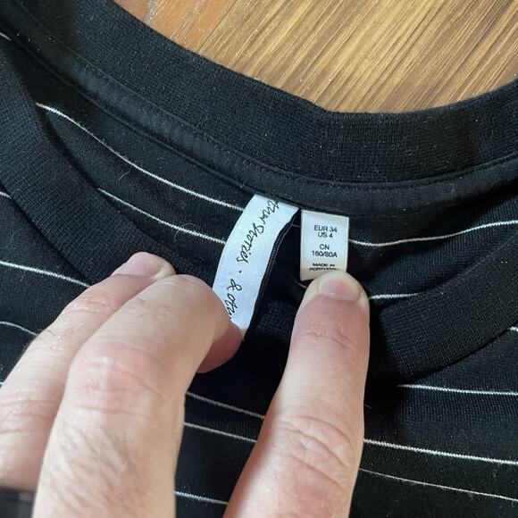 & OTHER STORIES Women’s Size 4 Striped T-Shirt Dress Black & White Knit Pullover - Picture 2 of 7